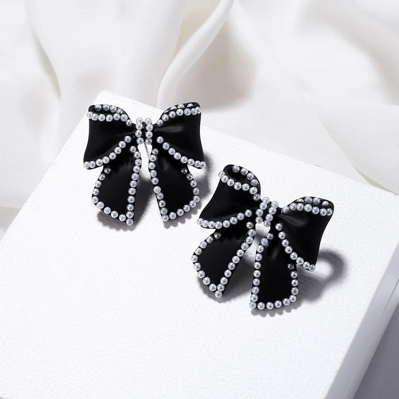 Mini Bow Pearl Studs