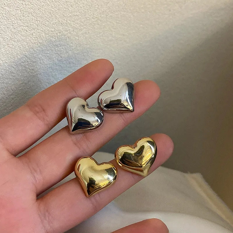Simple Heart Studs