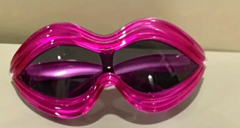 Lip Sunglasses