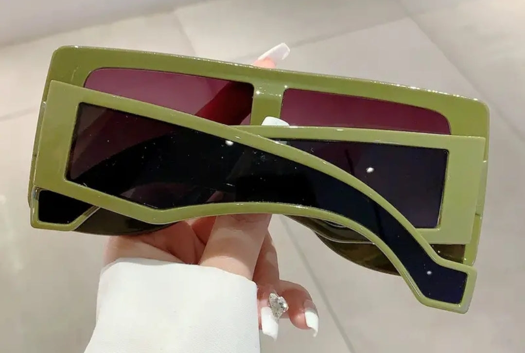 Glossy Sunnies