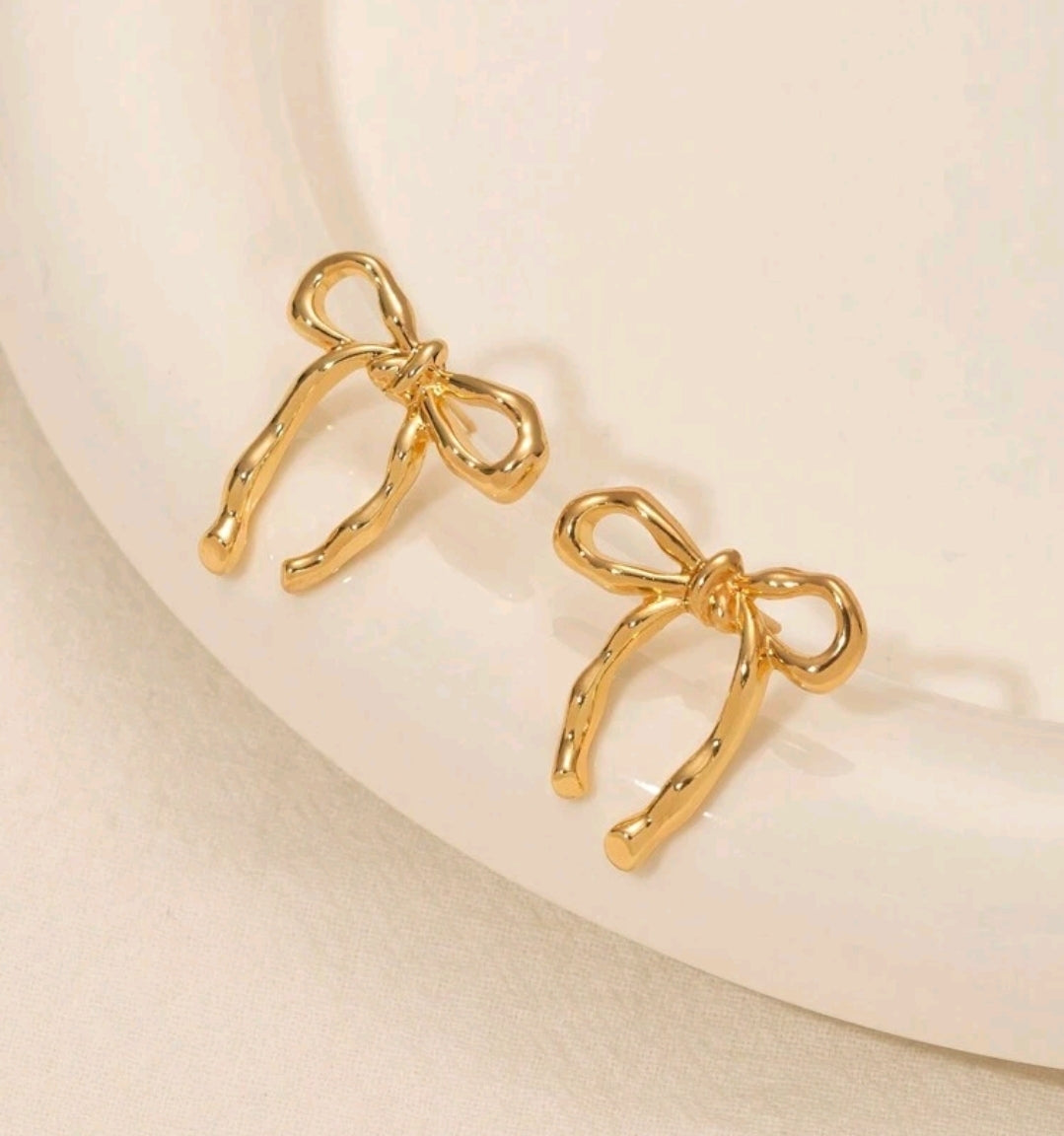 Dainty Bow Studs