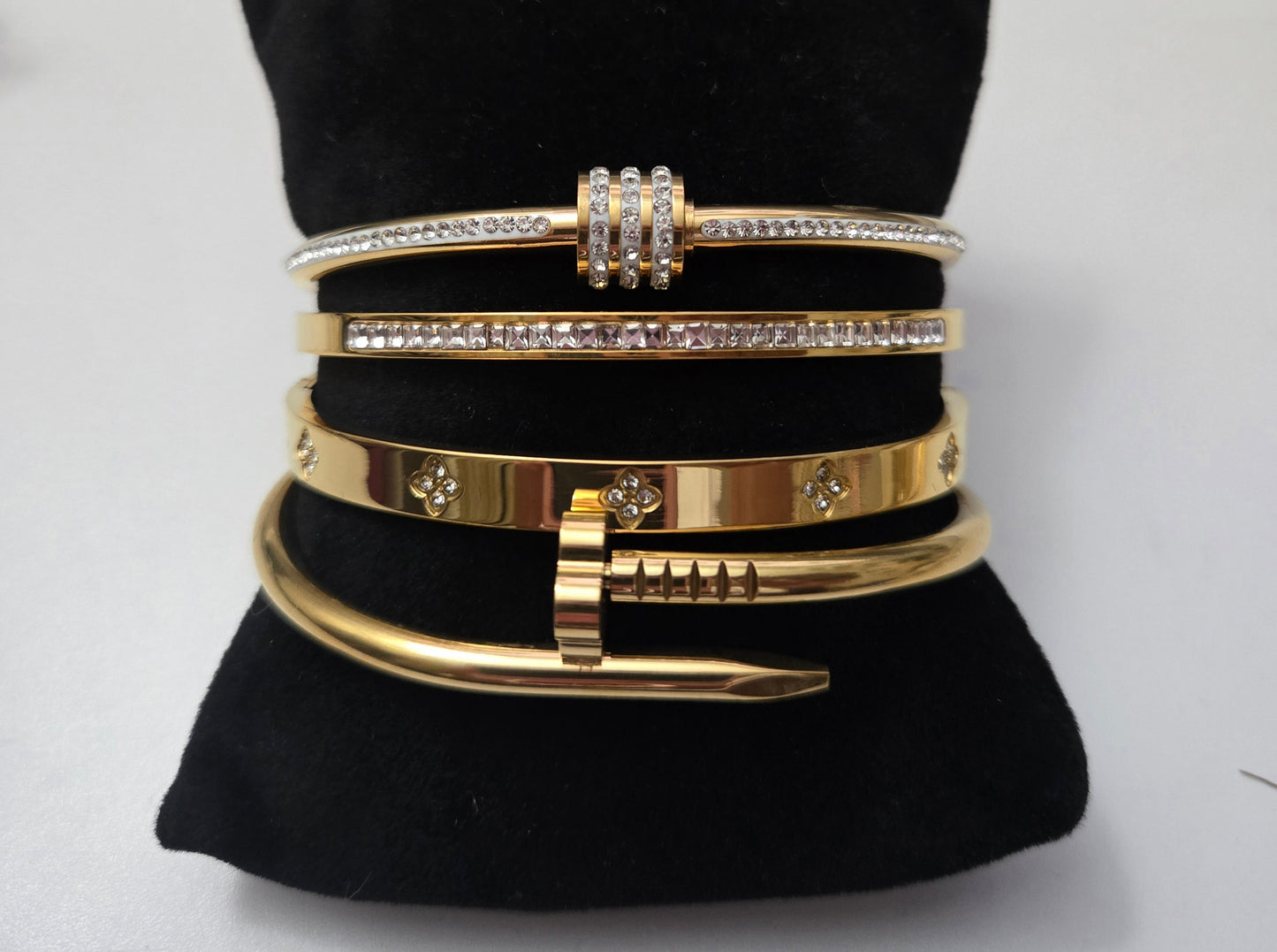 Gold Bracelet Stack (E)