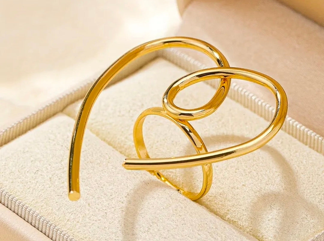 Oversized Heart Ring