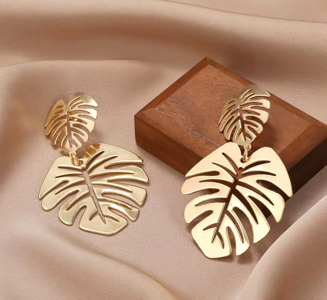 Samantha Leaf Earrings