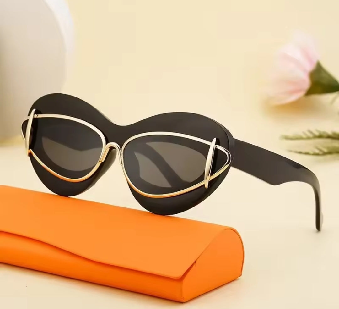 Low Eye Sunnies