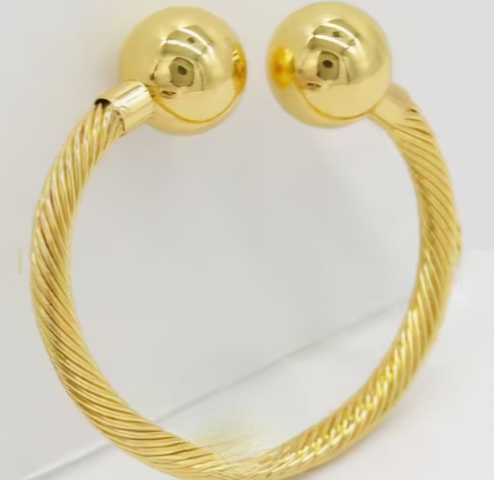 Brieyell Bangle Bracelet (1)