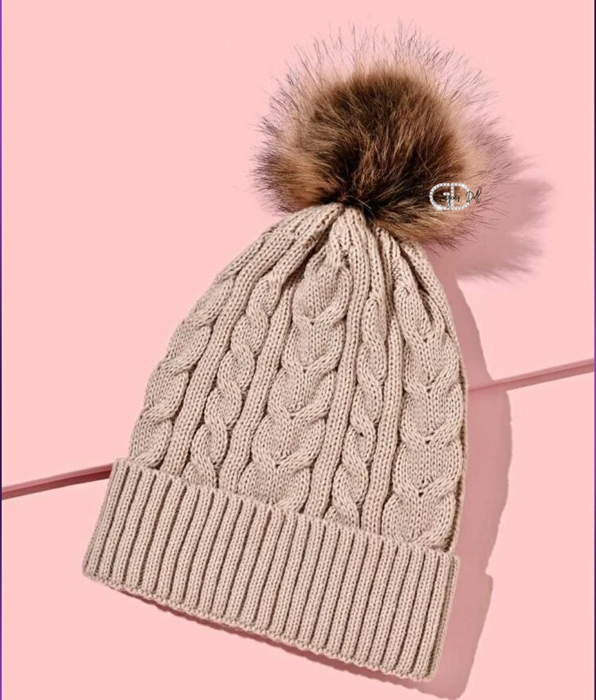 "Lilly" Pom Pom Hat