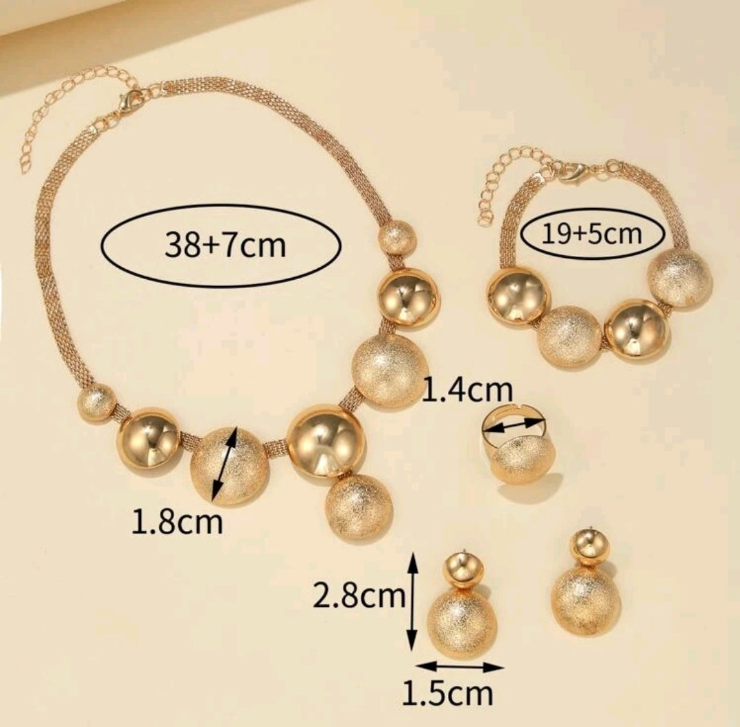 "Soriee" Jewelry Set