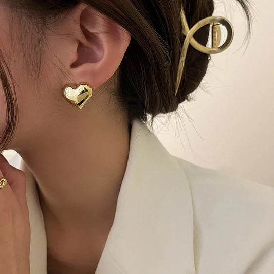 Simple Heart Studs