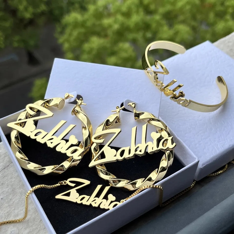 Custom Swirl Name Set – The Gorgeous Doll Boutique