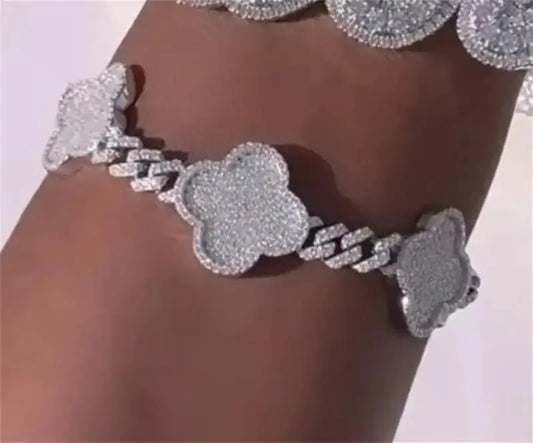 Rhinestone Clover Bracelet
