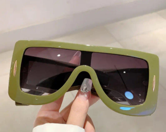 Glossy Sunnies