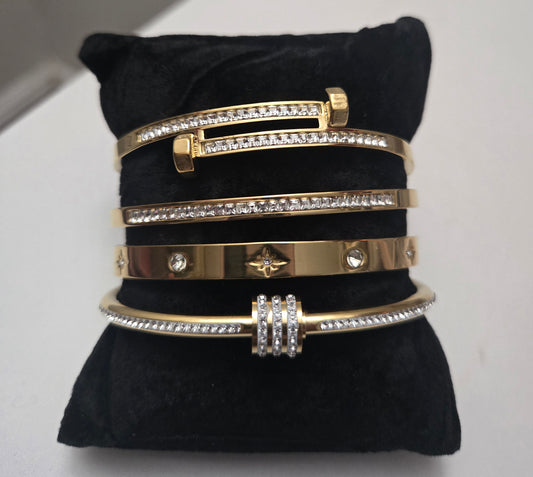 Gold Bracelet Stack (A)