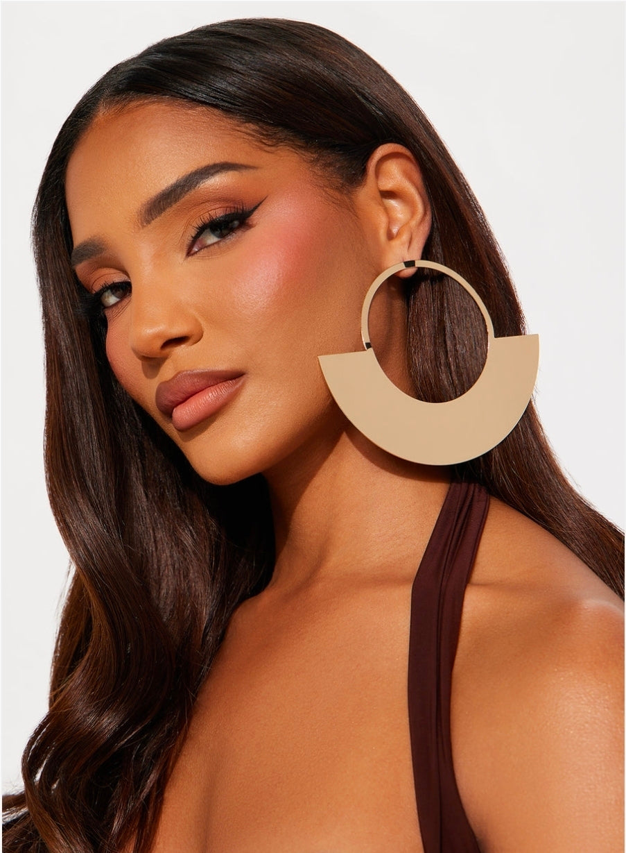 Sanggi Oval Earrings