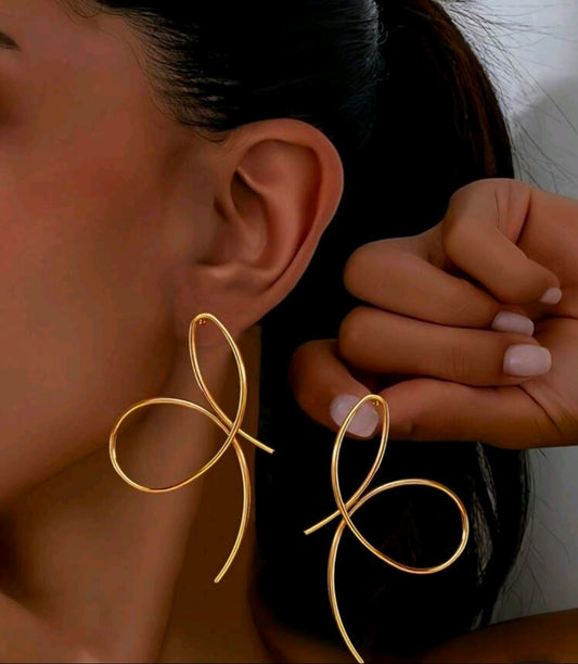 Kavn Swirl Earrings