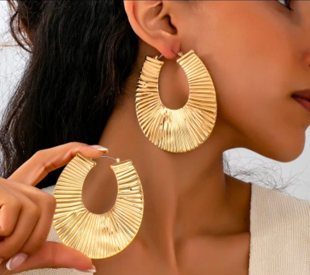 Avaby Hoop Earrings