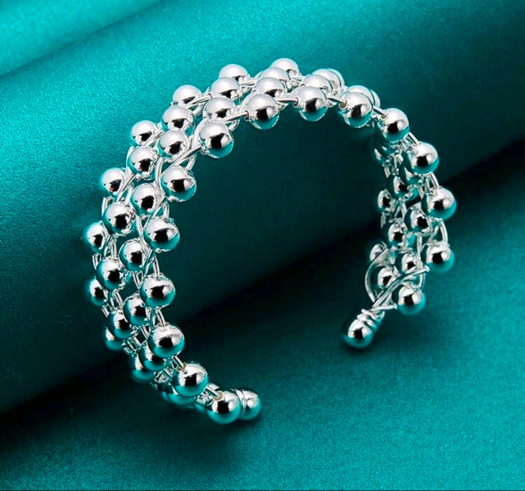Garcelle Triple Band Bangle