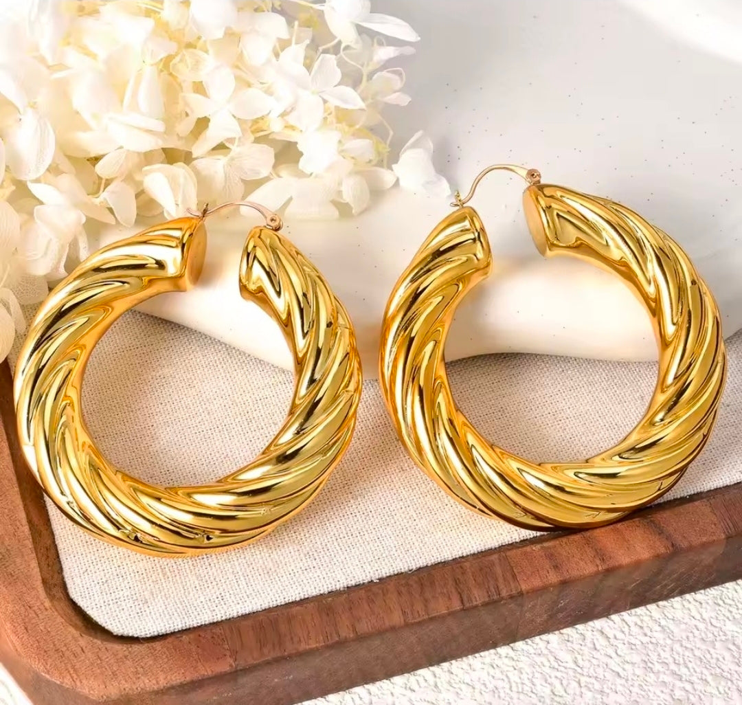 Lakeshia Swirl Hoops