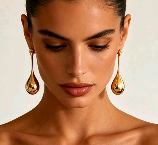 Liz Dew Drop Studs