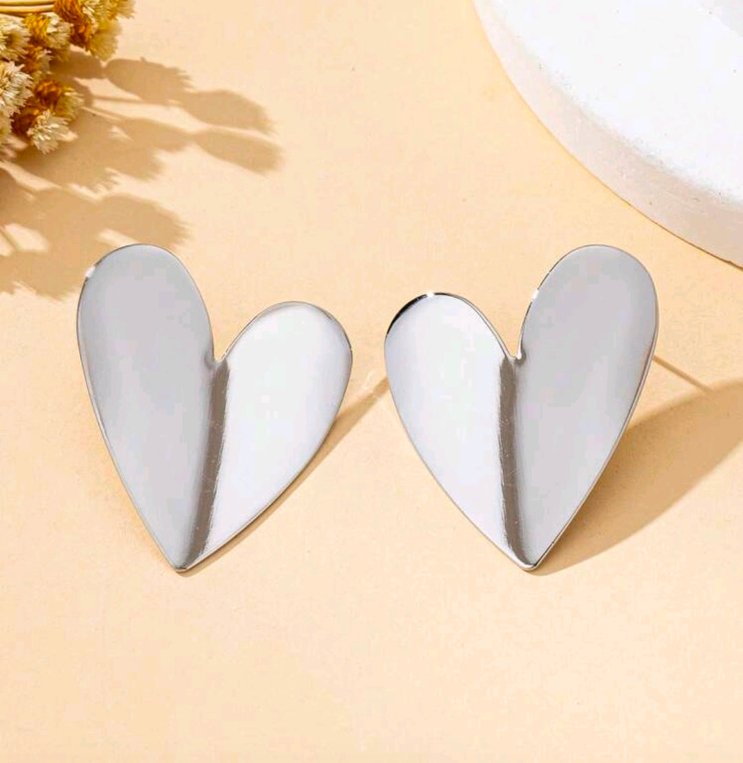 Calli Heart Studs