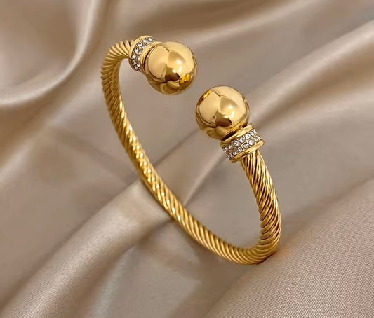 Toni Rhinestone Cable Bangle
