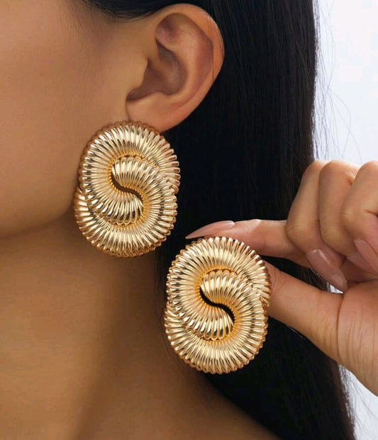 Knotless Stud Earrings