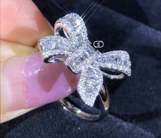 "Shay" Rhinestone Bow Ring