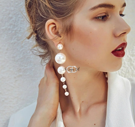 "So Prissy" Pearl Drop Earrings