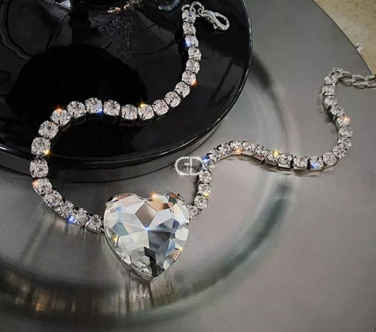 "Lauryn" Big Heart Rhinestone Necklace