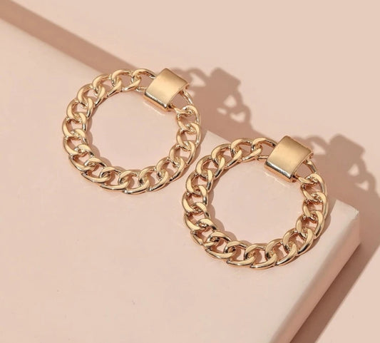 Circle Chain Stud Earrings