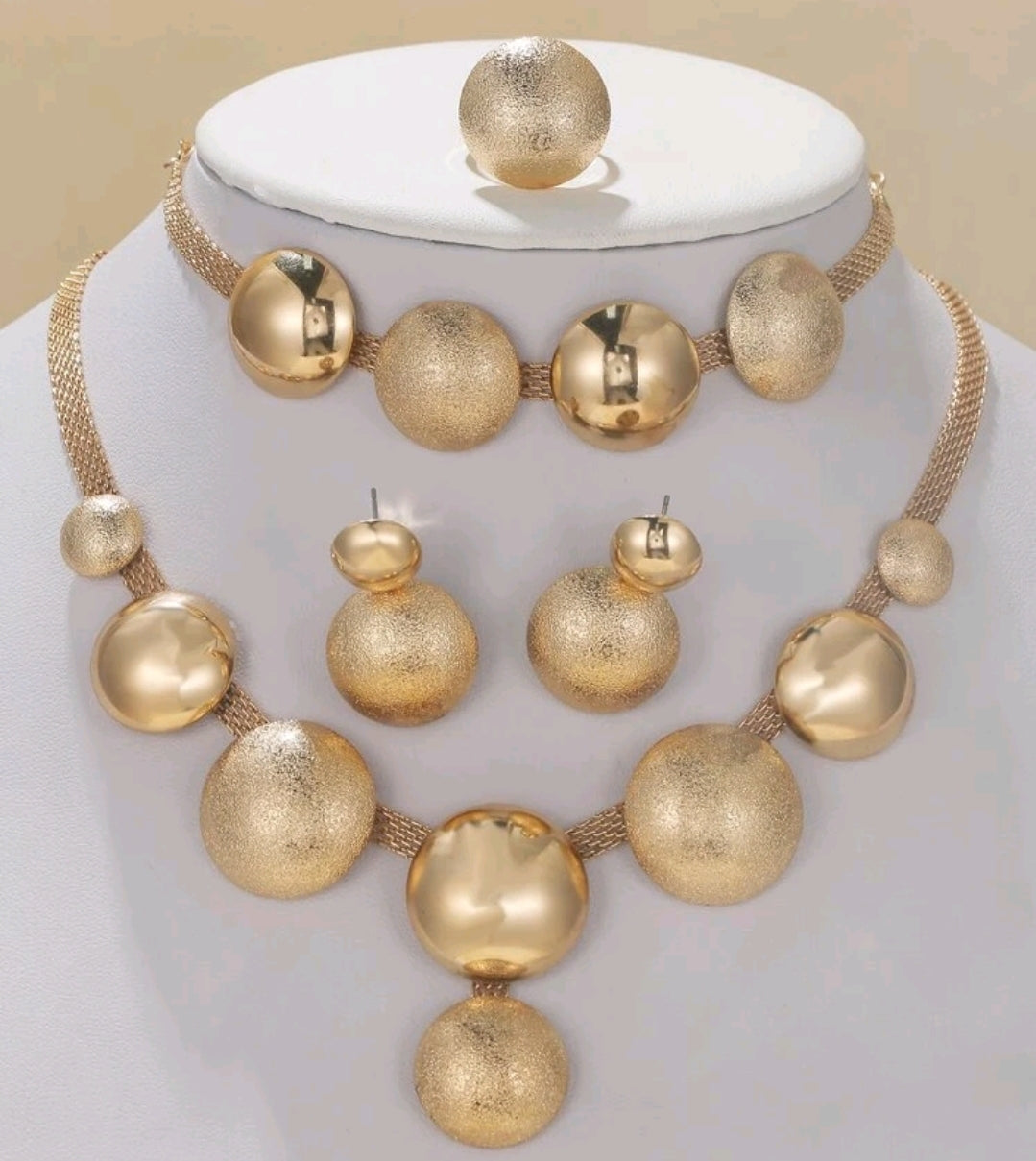 "Soriee" Jewelry Set